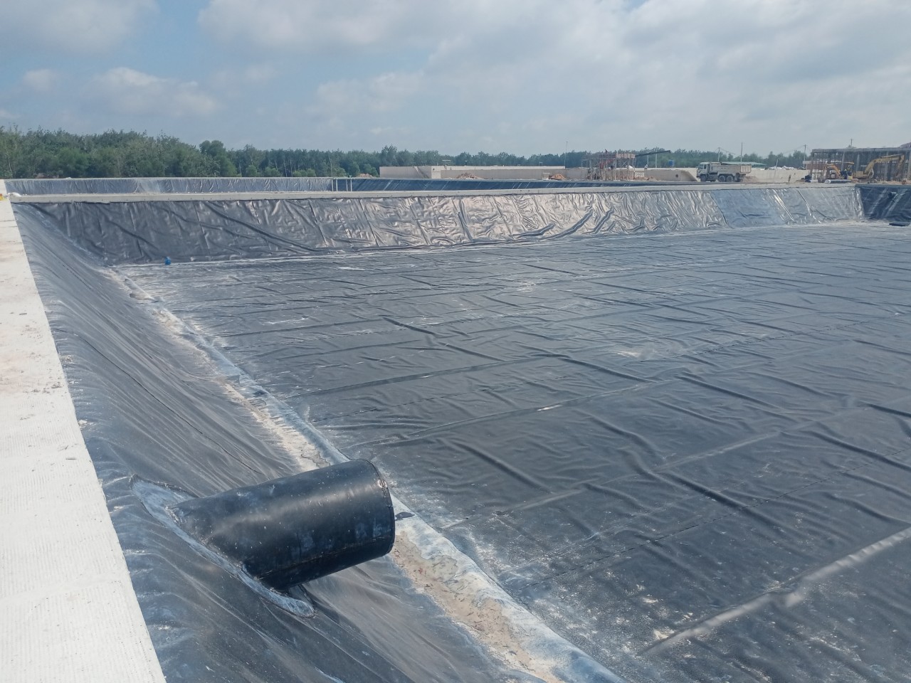 Bạt chống thấm HDPE , LH đặt hàng 09817.56502